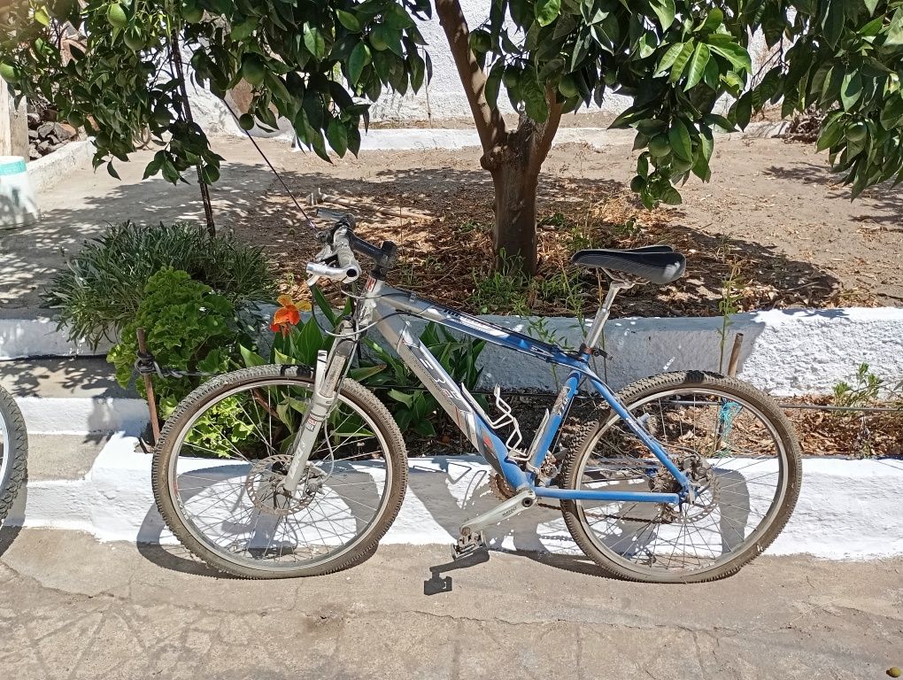 2 bicicletas usadas