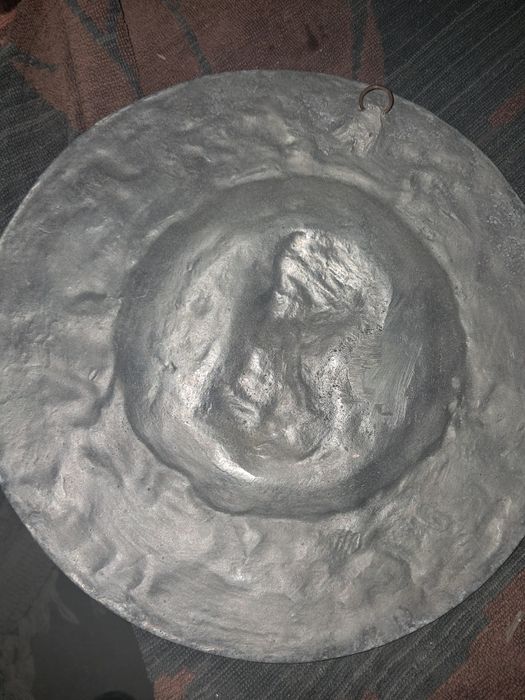 Prato grande em estanho