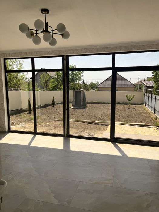 Продается дом на асфальте