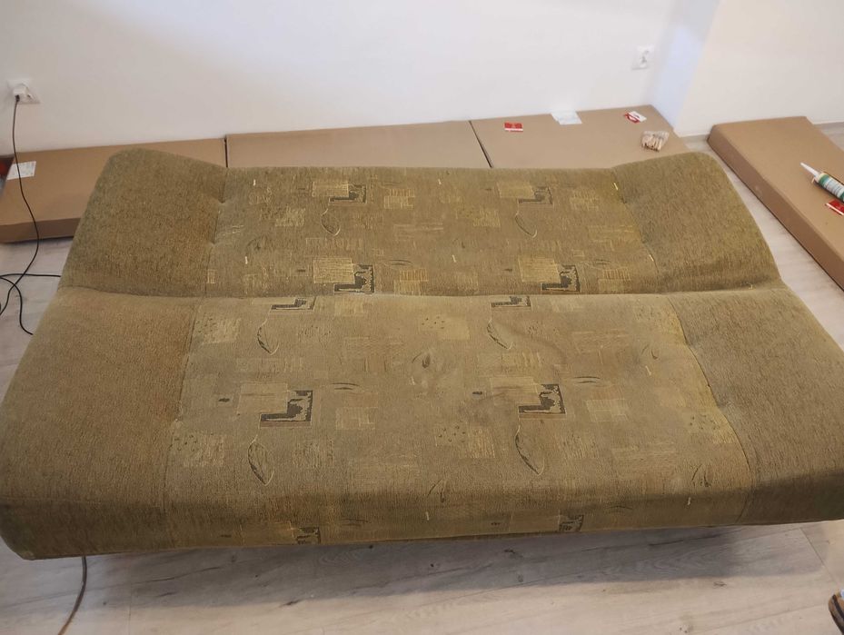 Oddam kanapę za darmo kolor wojskowa zielen-khaki