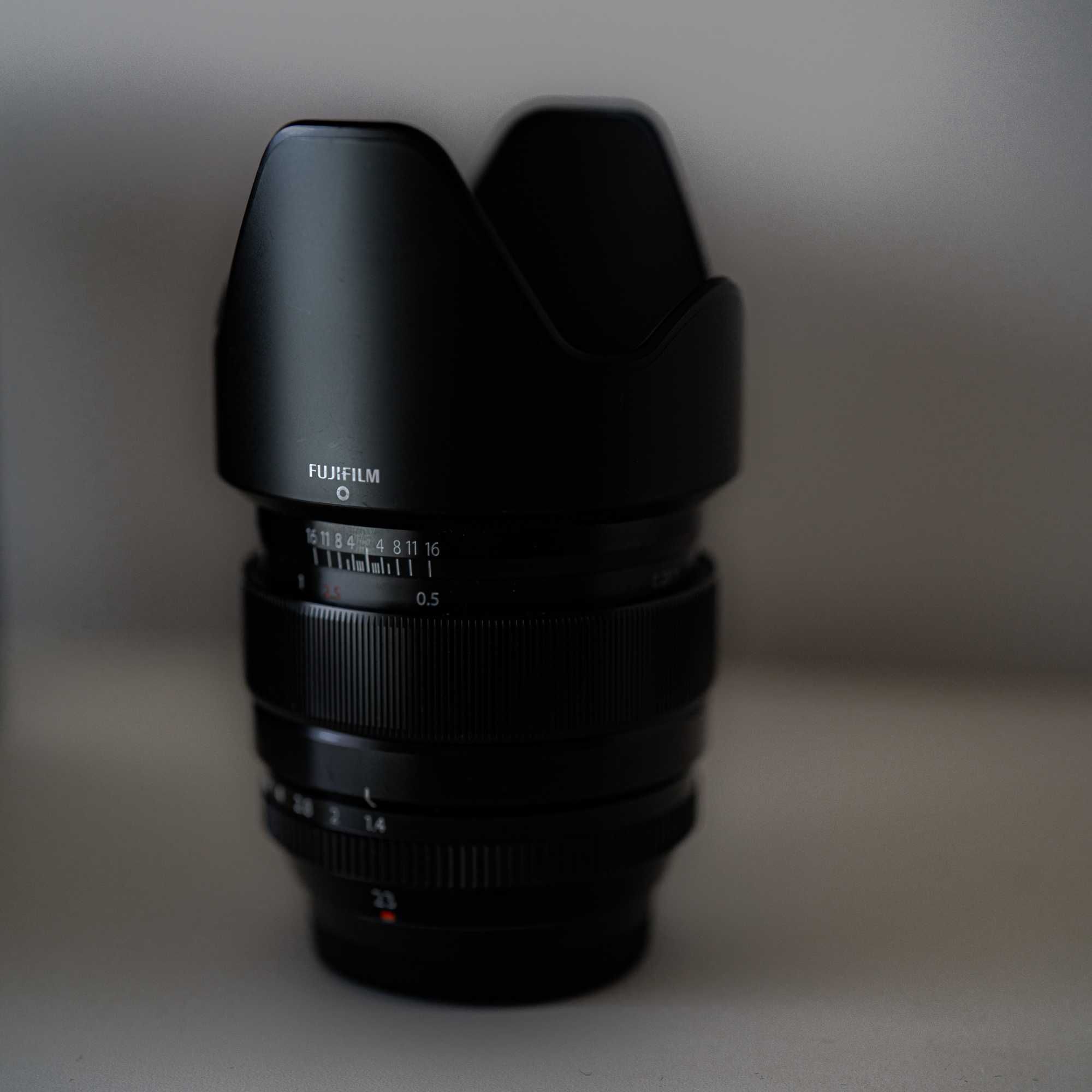 Vendo ou Troco Objetiva Fujifilm XF 23 f1.4 r como nova