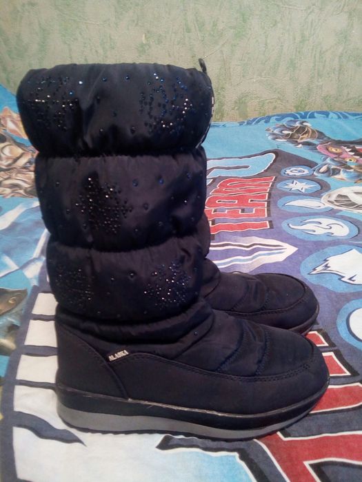 сапоги р.36-22,5 см,кроссовки,сникерсы