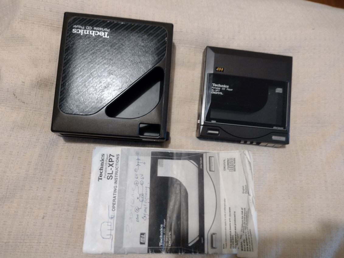 Technics sl-xp7 plus etui sh-cdb7 . Testowany .