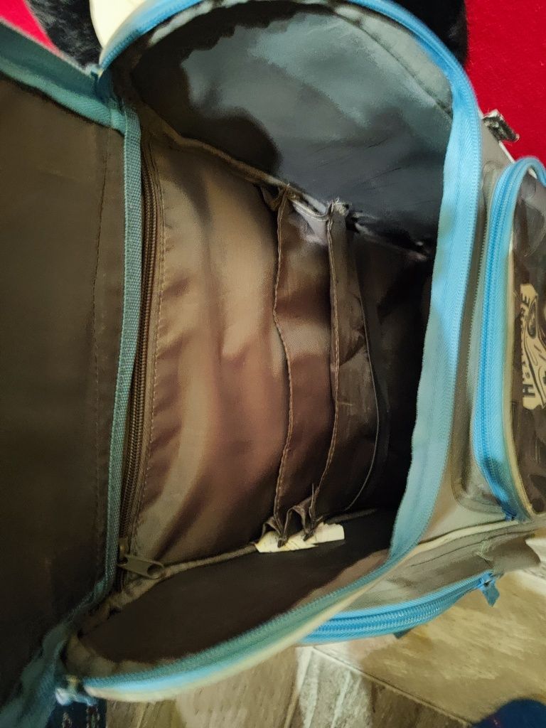 Каркасний рюкзак з ортопедичною спинкою на 1-4 клас