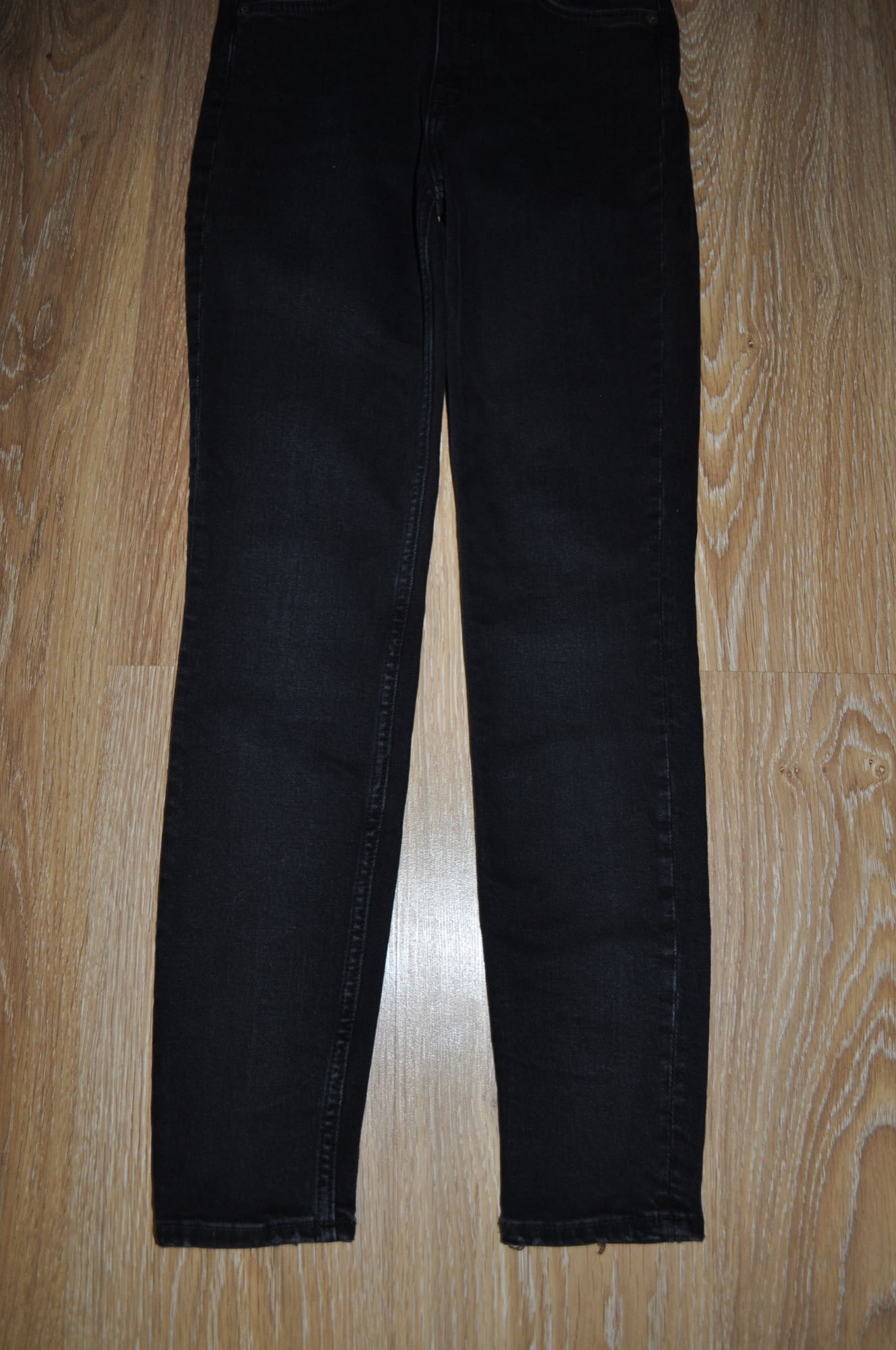 Базовые черные скинни, джинсы с высокой посадкой Zara