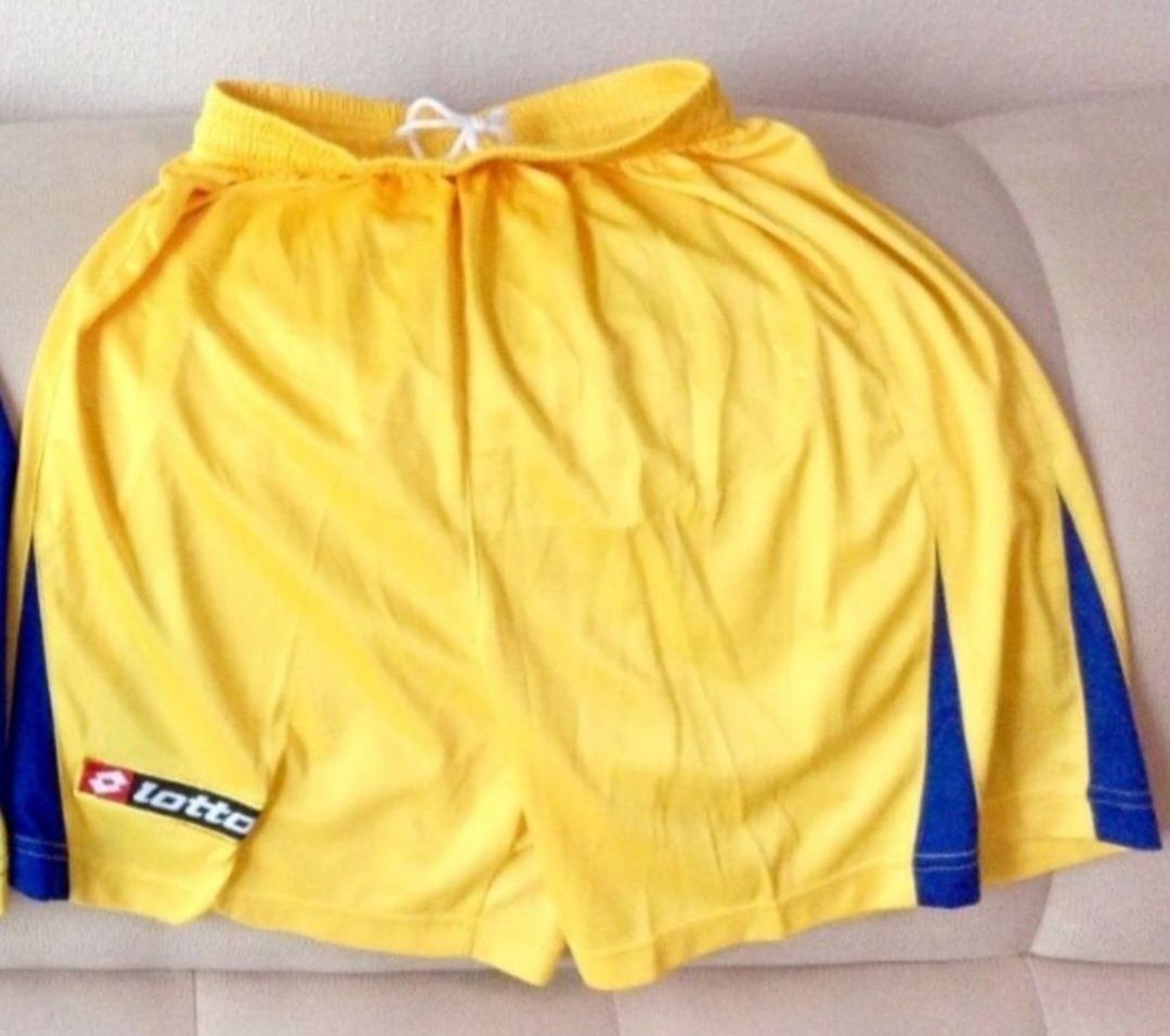 Новые футбольные трусы /шорты Lotto и Nike DRI - FIT.