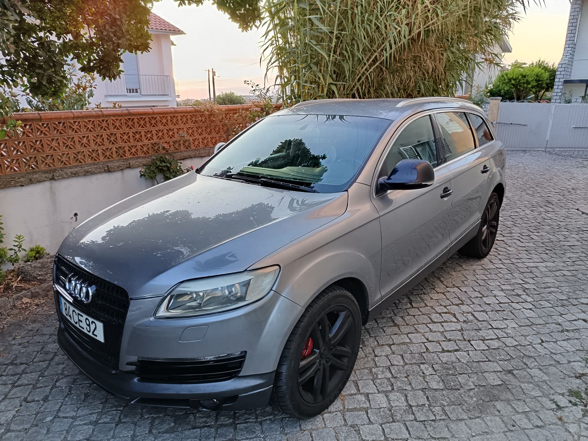 Audi Q7 3.0 TDI V6 quattro automático 7 lugares