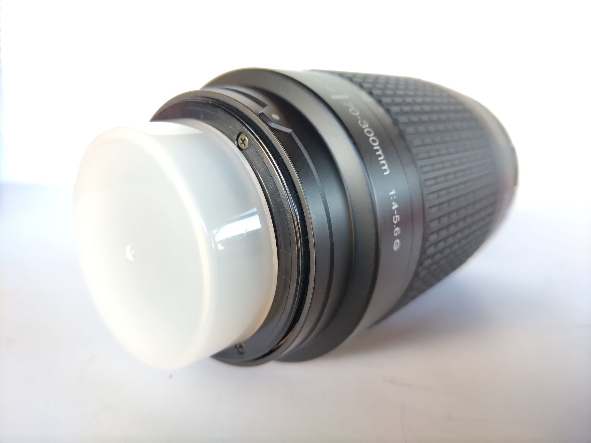 Nikon Nikkor AF 70-300mm f/4-5.6G