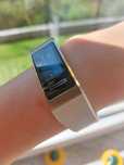 Huawei Band 3 Pro z kremowym paskiem