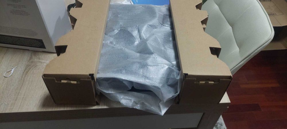 Playstation 4PRO com 2 Comandos