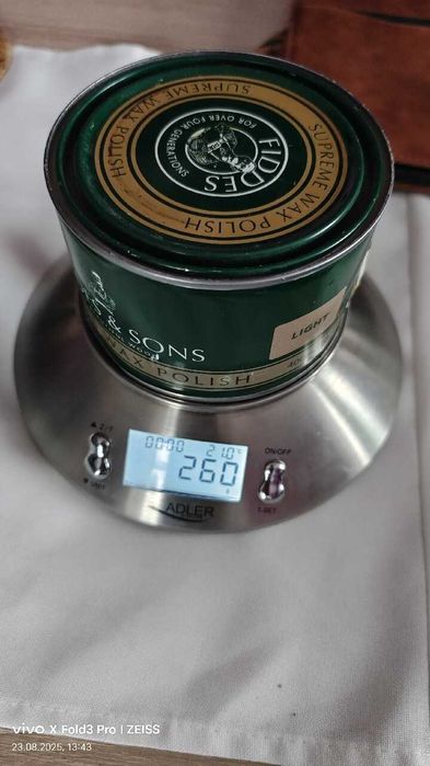 Fiddes wosk do drewna Supreme wax light bezbarwny.