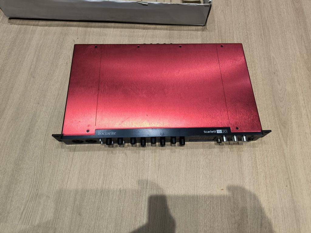 Focusrite Scarlett 18i20 1° gen