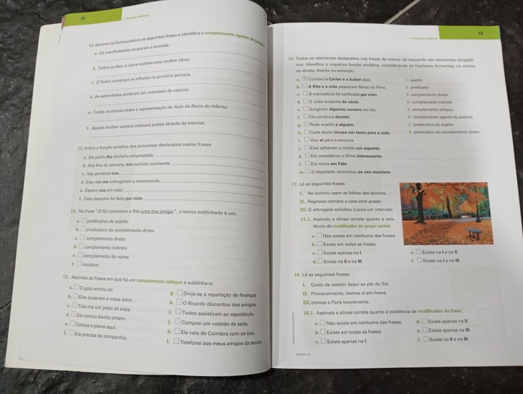 Livro escolar de português