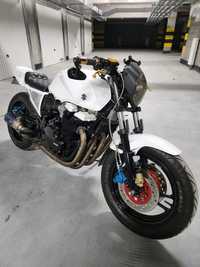 Suzuki GSX 550 ES Cafe Racer, Street