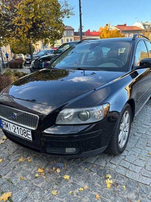 Samochód Volvo v50 2.0td