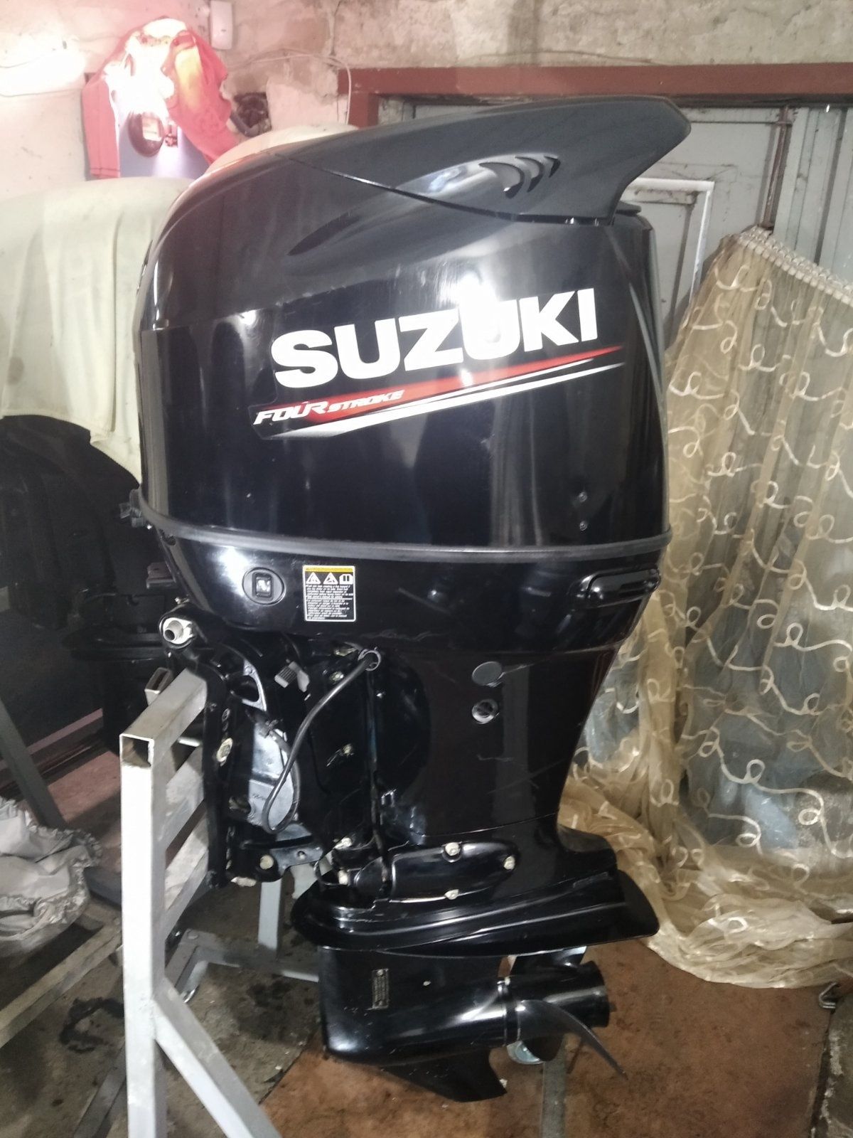 Лодочный мотор Suzuki DF 115