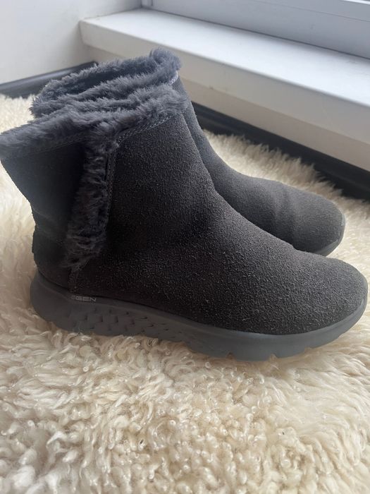 Чоботи черевики Sketchers 36