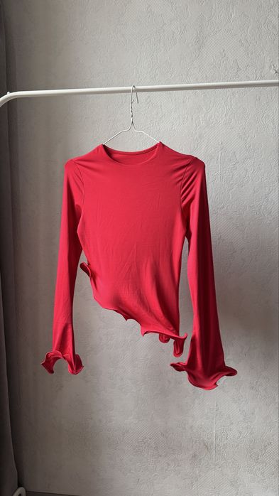 Червона кофтинка з 3-д ефектом