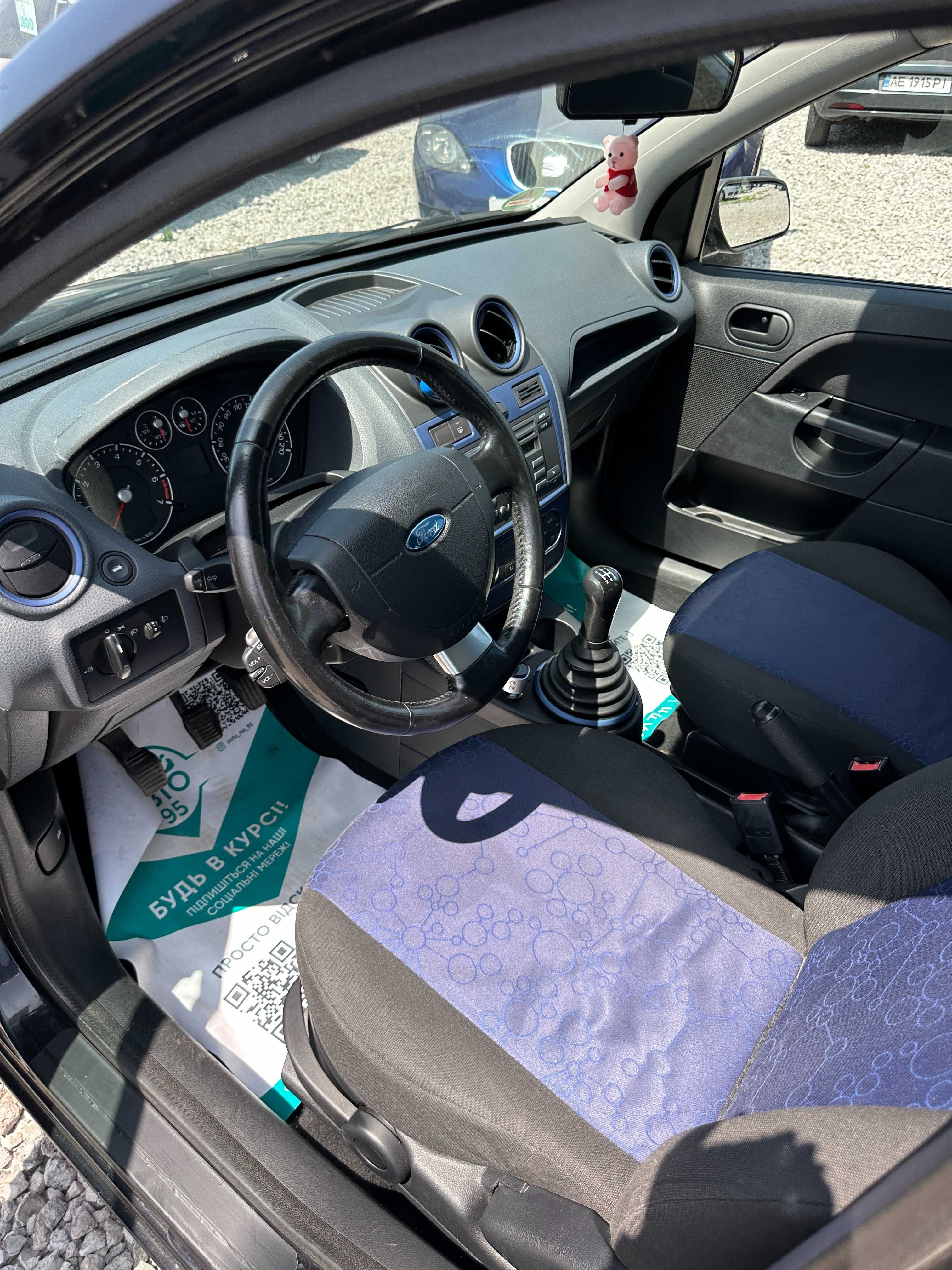 Продам Ford Fiesta 2007 рік можлива розстрочка,кредит,обмін!