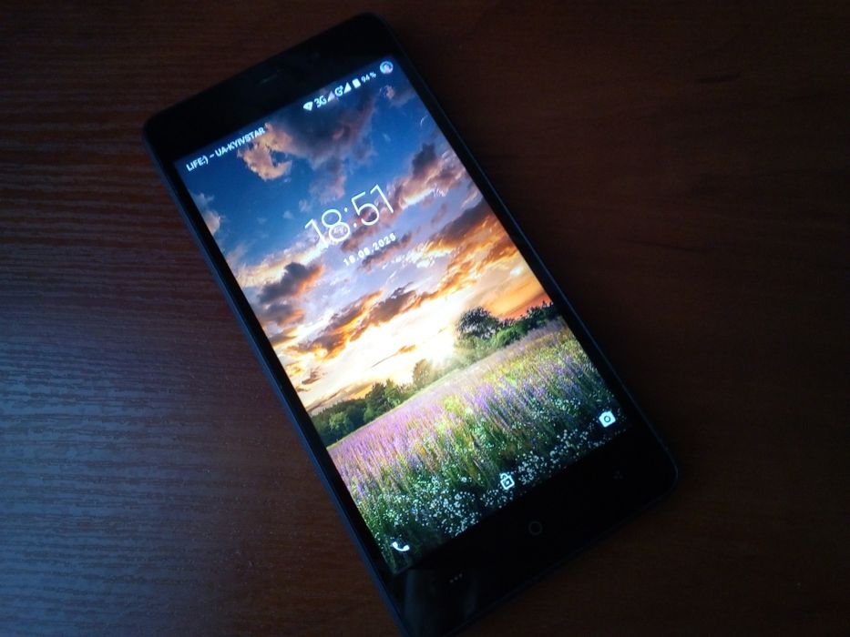 Смартфон Impression ImSmart С551 2/16Gb