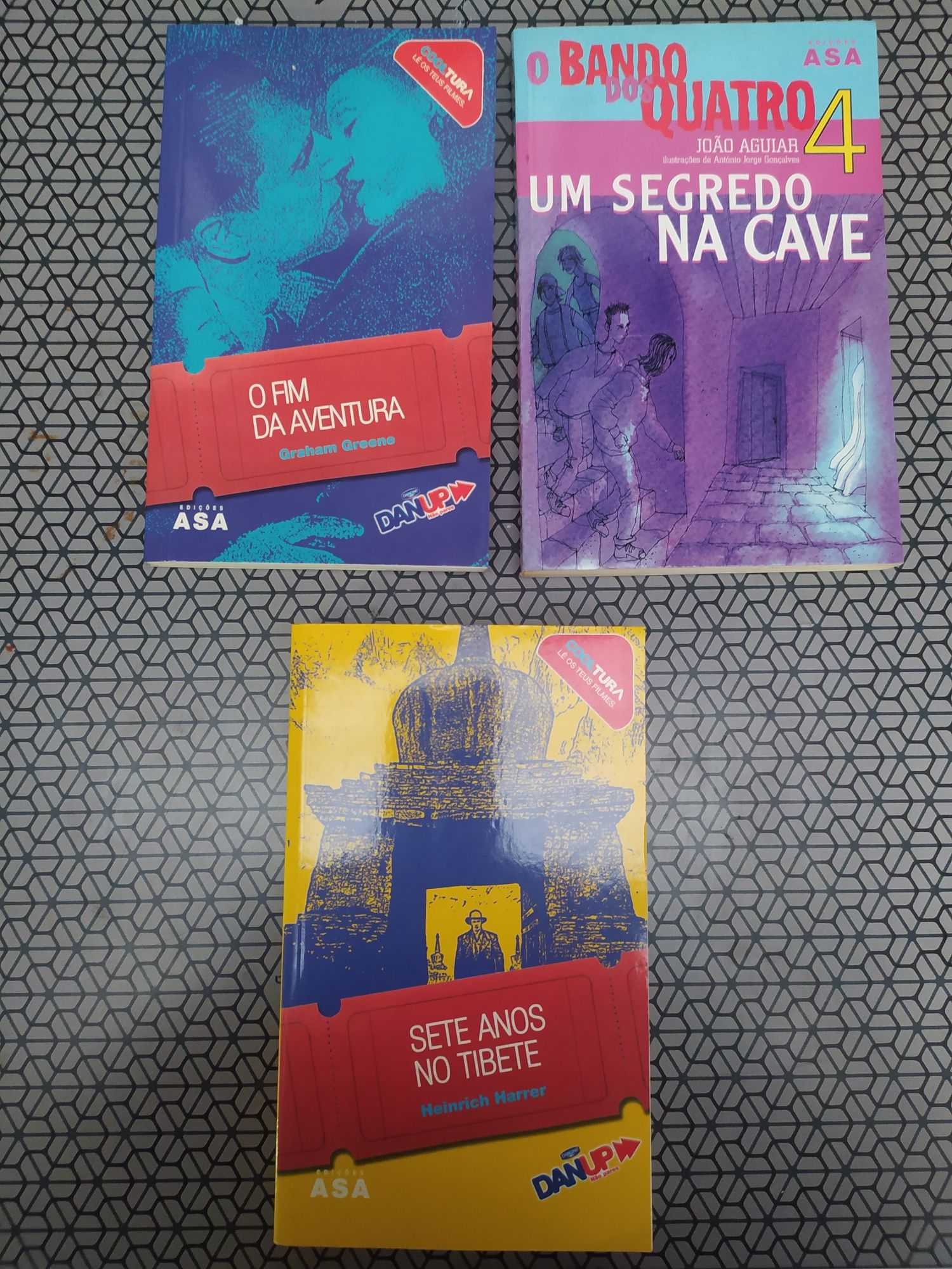 Livros de leituras.