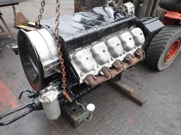 Silnik TATRA V10 - w dobrym stanie i inne skrzynia koła kiper