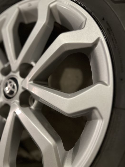 Koła  Letnie Toyota Corolla Cross 215/60 R17