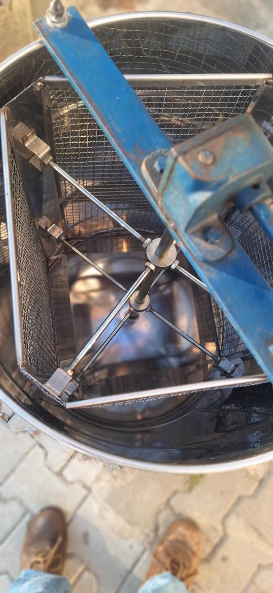 centrifugadora de mel em aço inox muito pouco uso