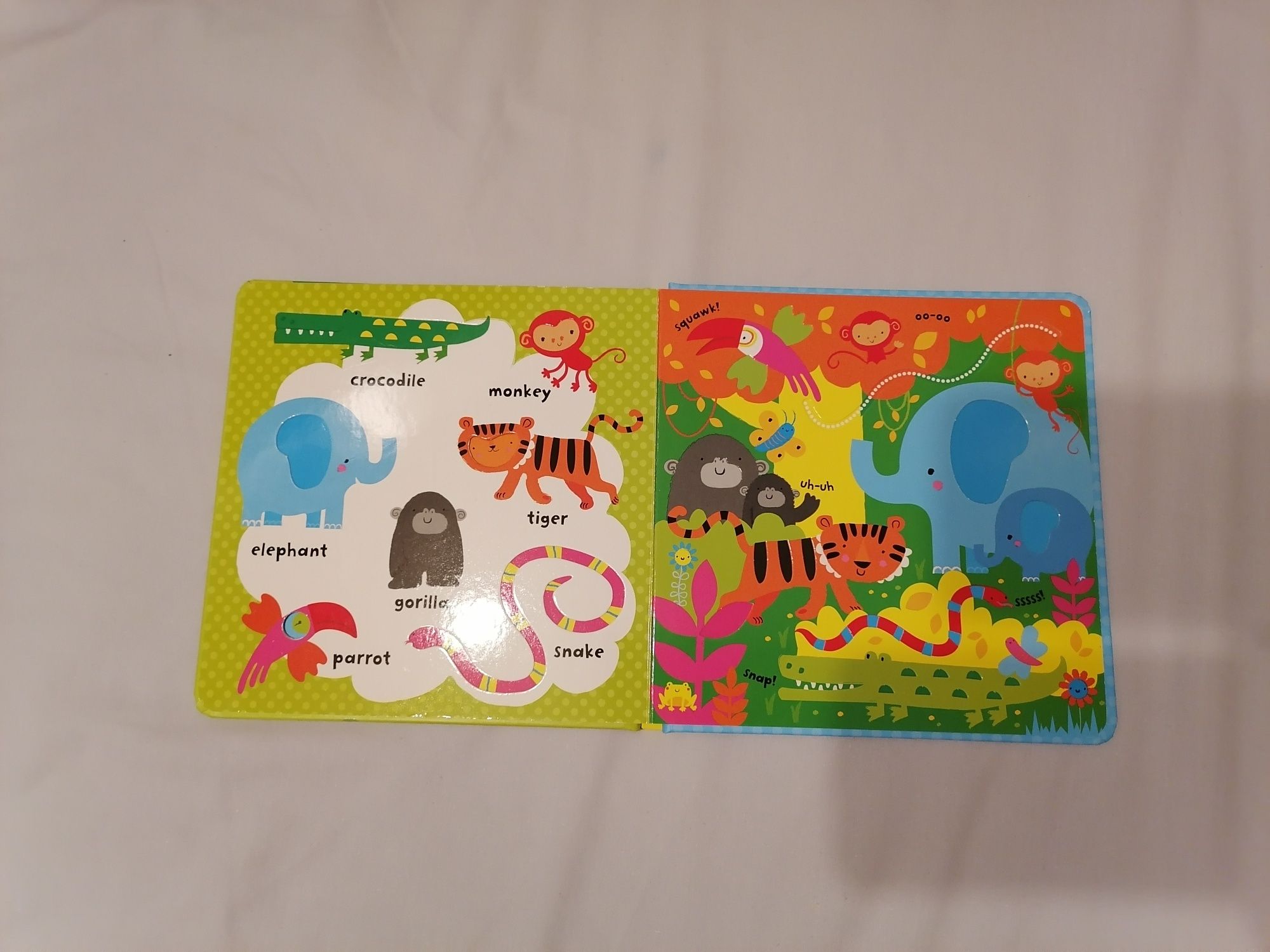 Usborne Baby's very first play Book Animal words