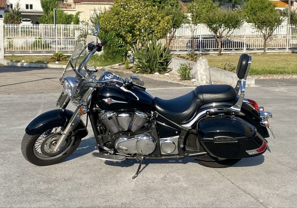 Kawasaki VN 900 Classic | 2011 | 35 000 km | Malas rigidas| Ex. Estado