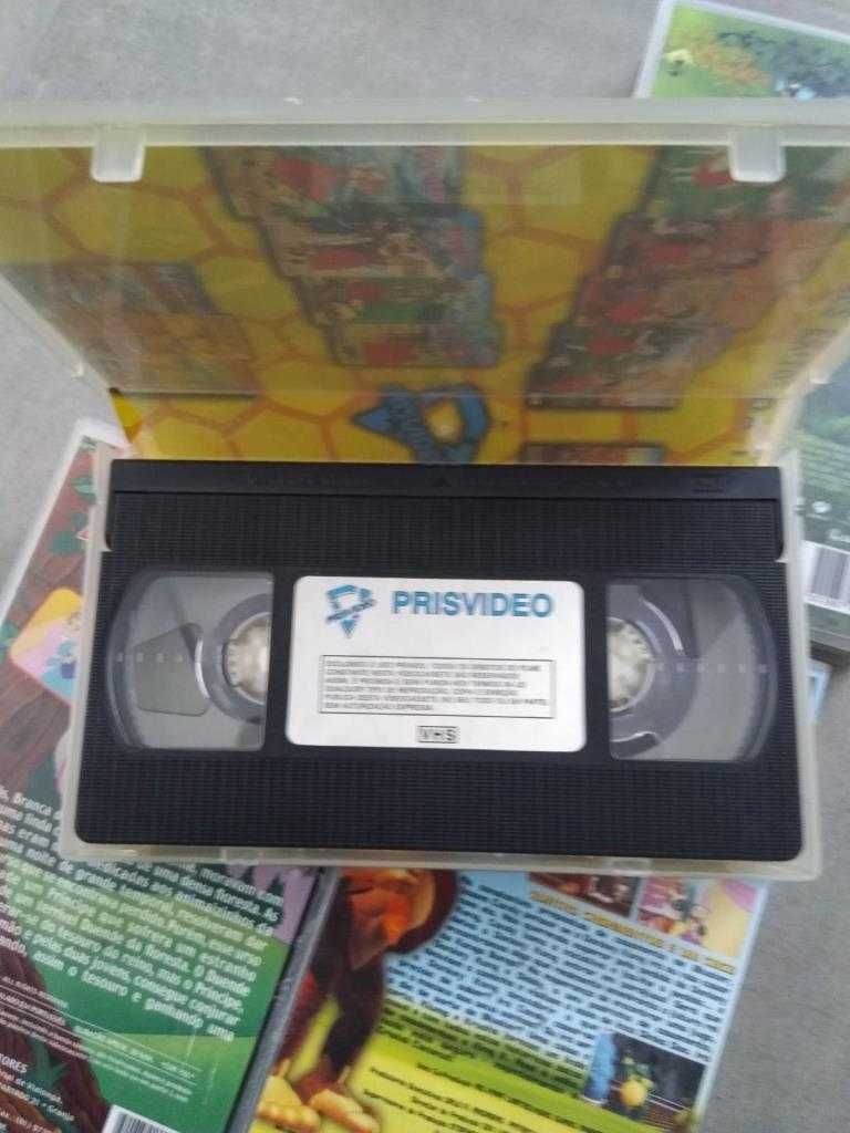 Conjunto Quatro Cassetes VHS – Desenhos Animados Clássicos