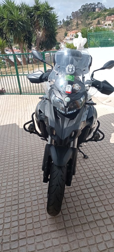 Vendo Benelli trk 502