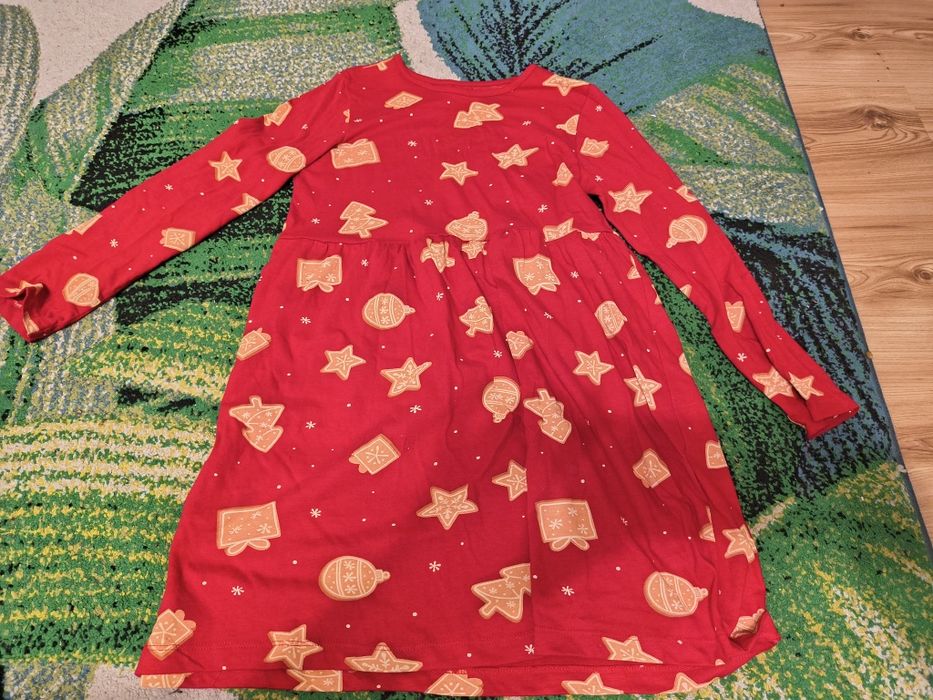 Sukienka motyw świąteczny r.134