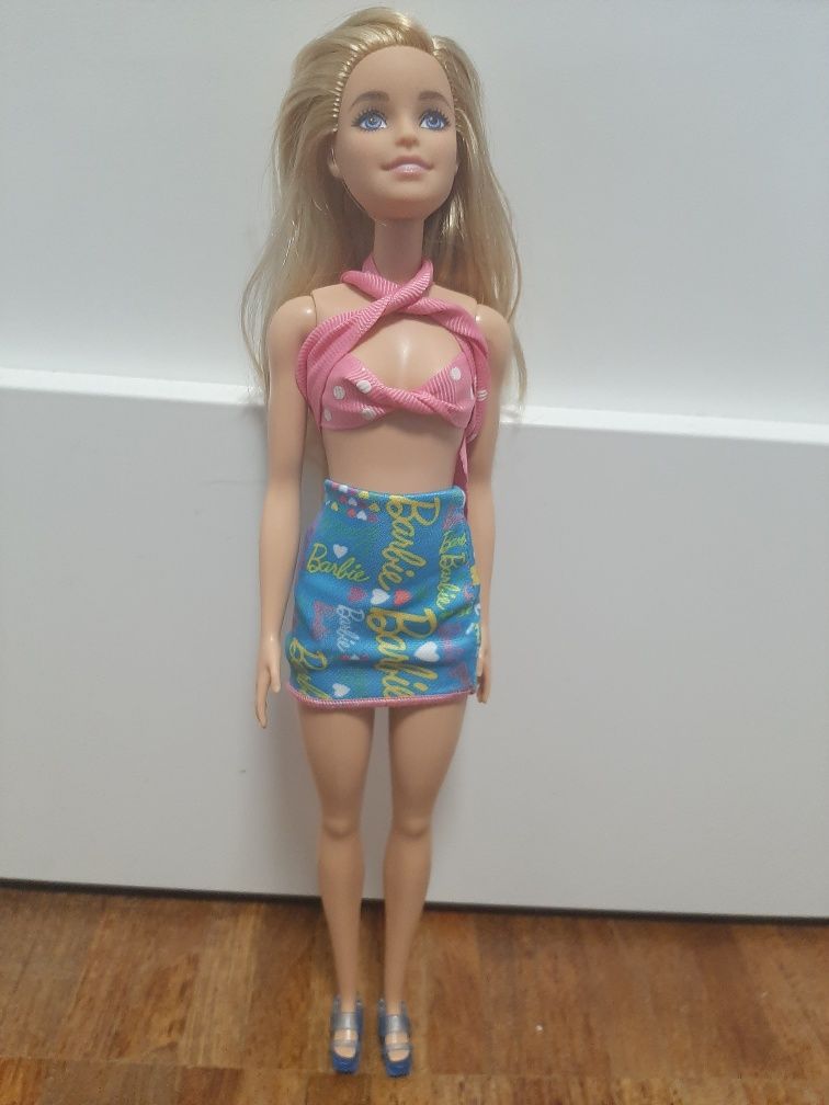 lalka barbie budget
