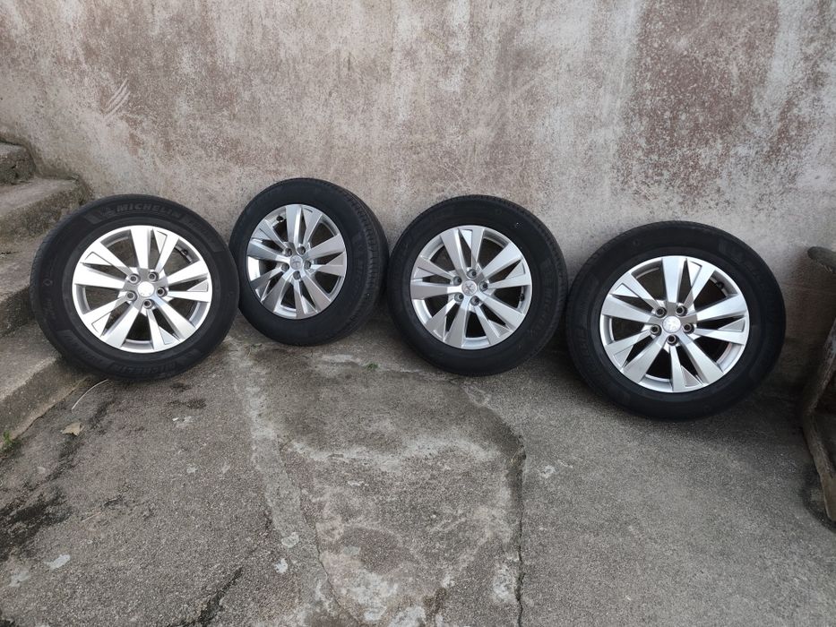 Vendo jantes Peugeot!