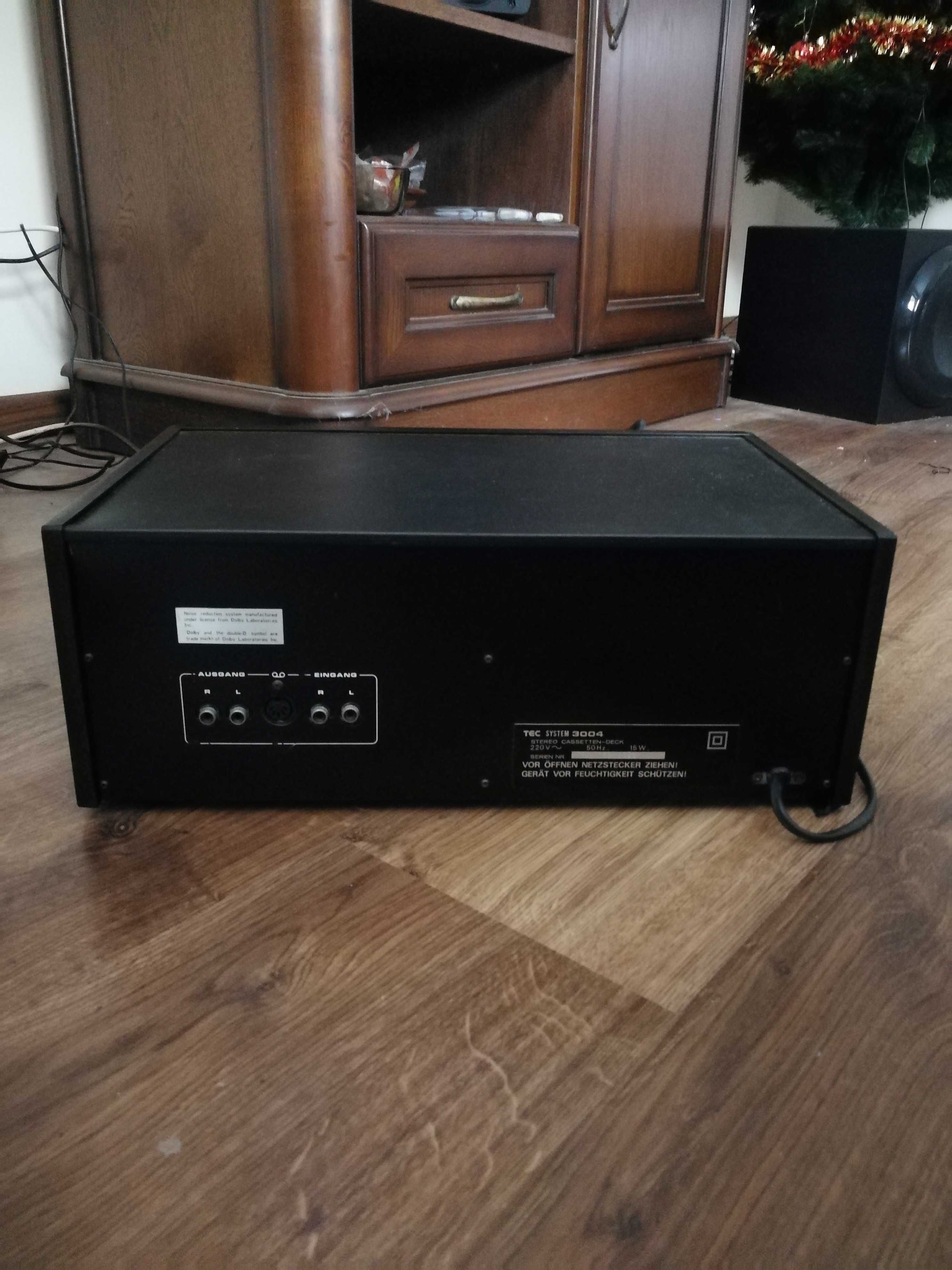 Magnetofon kasetowy TEC