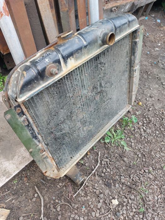 Радиатор Зил 130 131 газ 53,52,66 газель 3307 паз лаз