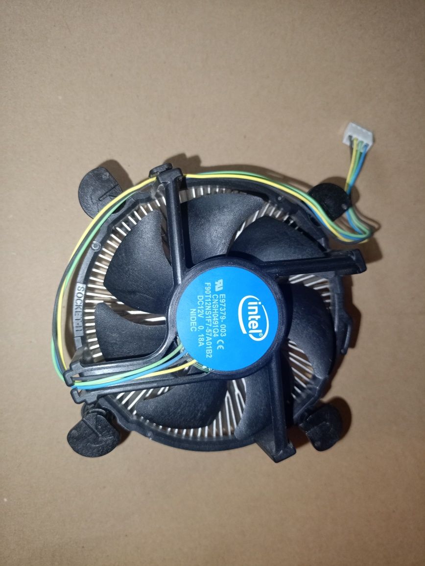 Procesor Graficzny Intel core i3 - 10100F + chłodzenie