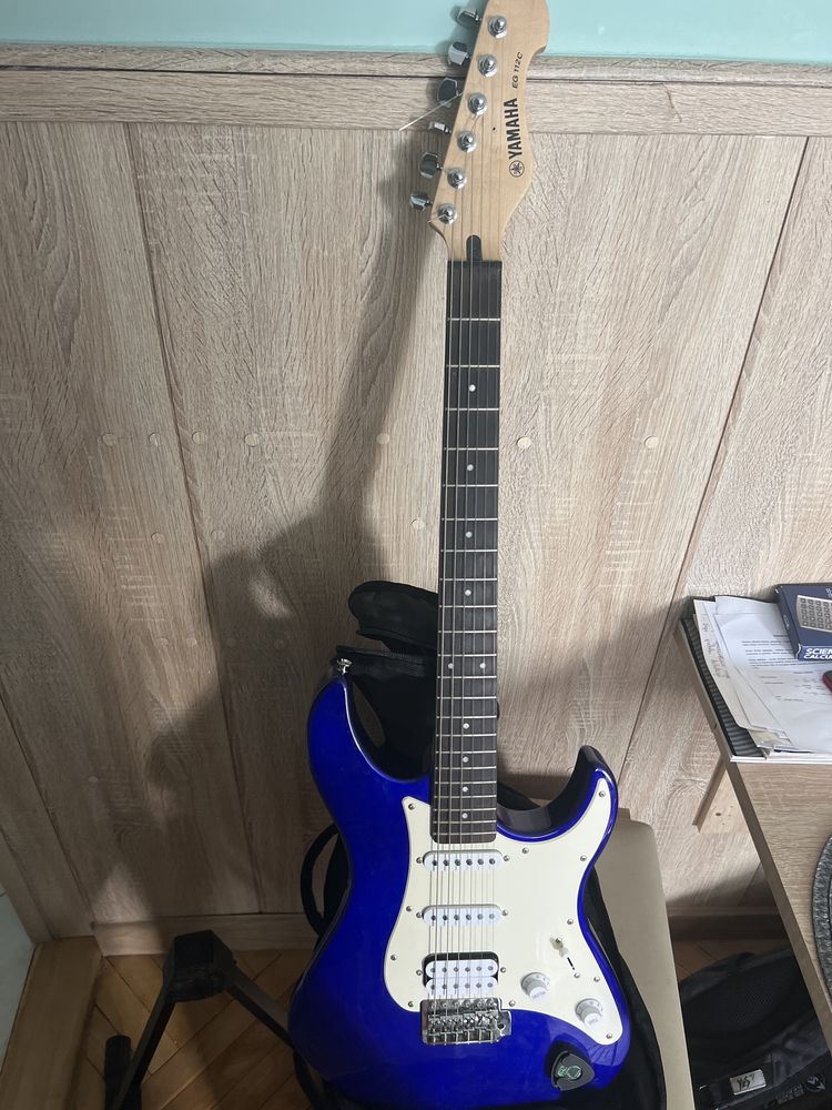 Gitara Yamaha EG112C