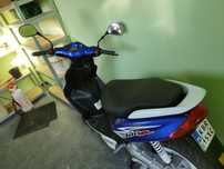 Piekny  skuter Yamaha jog