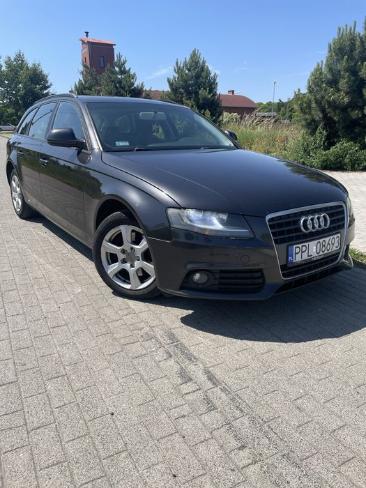 Audi A4 B8 2009r. 174 KM