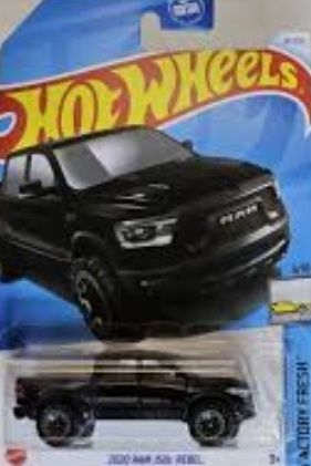 Modelos hot wheels variados e raros.