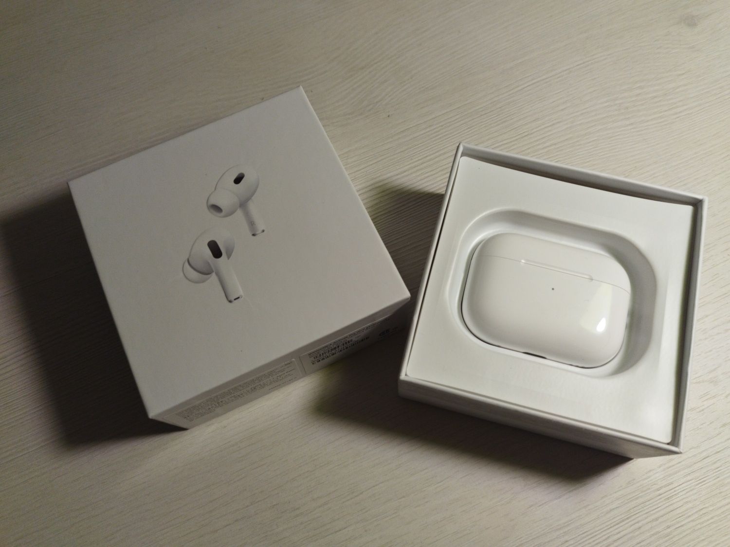 Airpods pro 2 з шумоподавленям