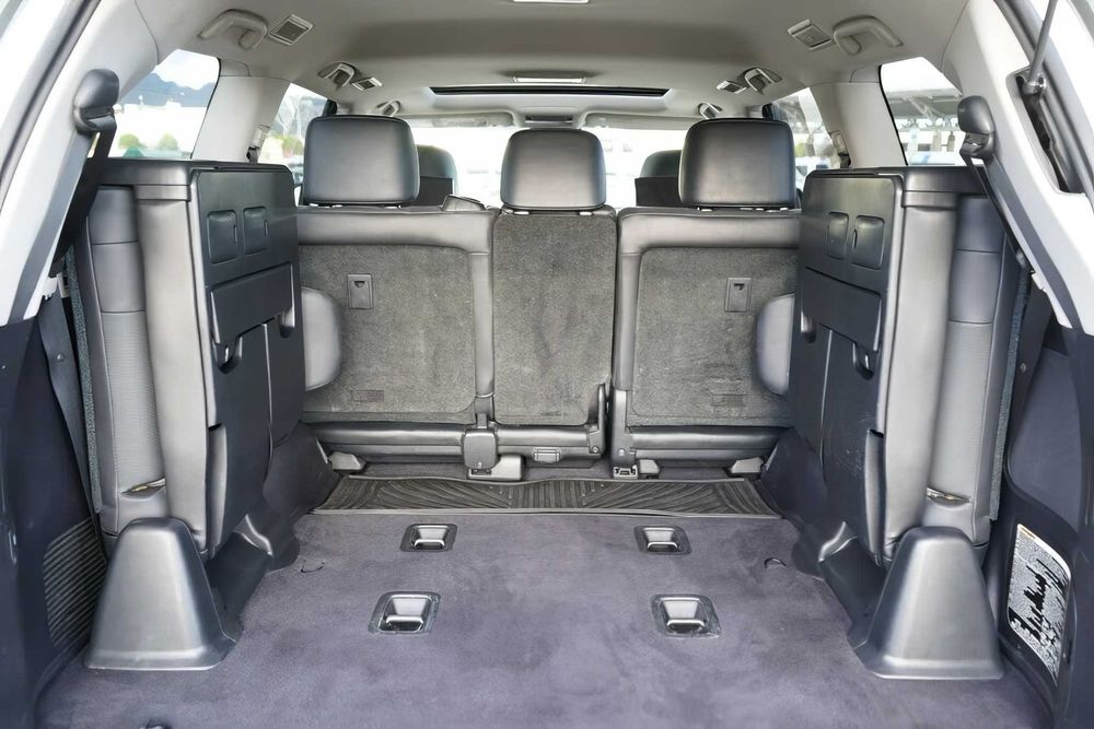 Lexus LX 570      2016