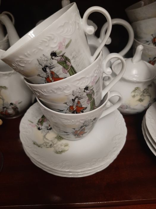 Serviço de chá de porcelana.