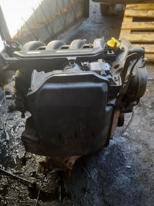 Продам Двигун Reno Scenic 2004 року 1.6 бензин K4M