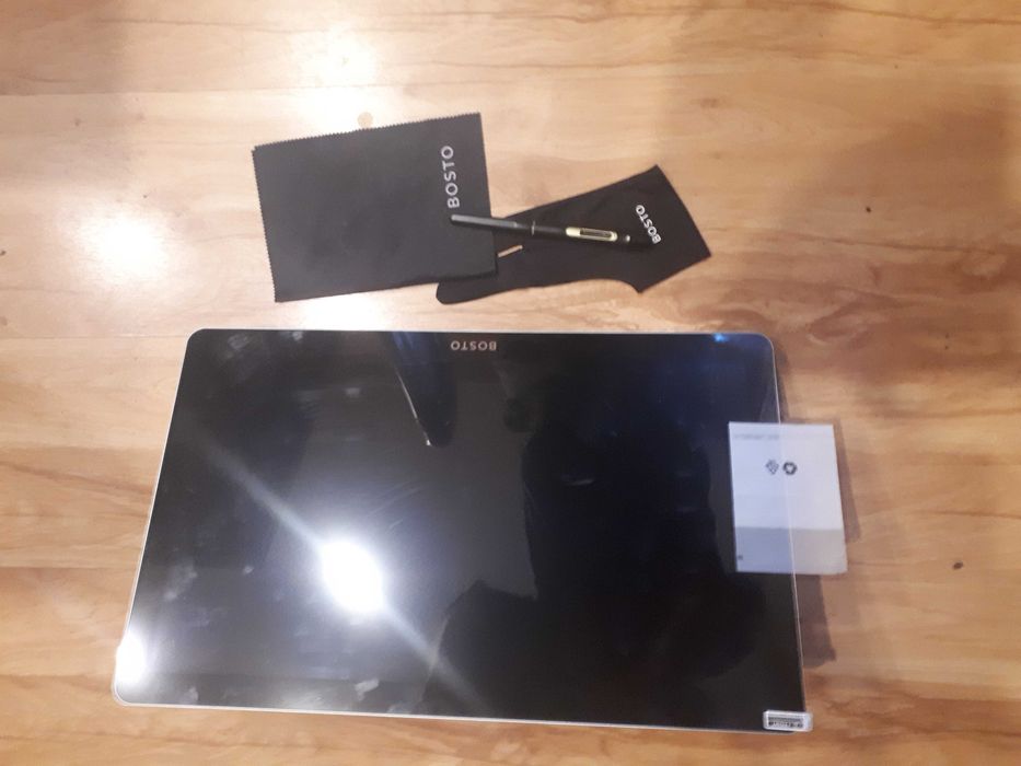 Tablet graficzny  Bosto bt-19hd nie używany na gwarancji