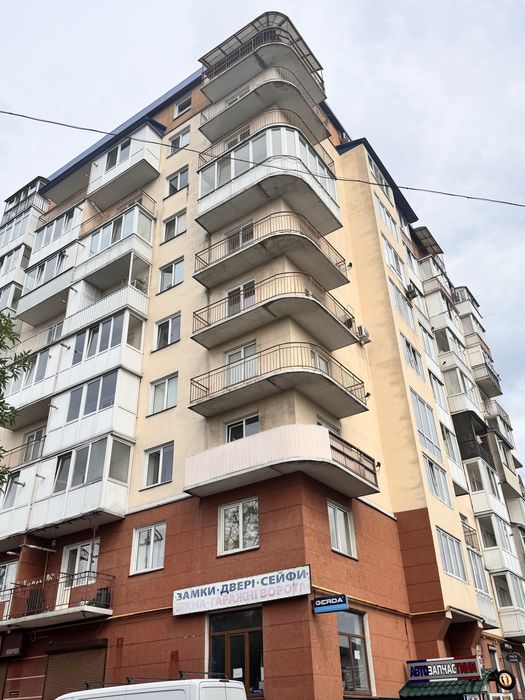 Продаж квартири по вул. Вовчинецькій!