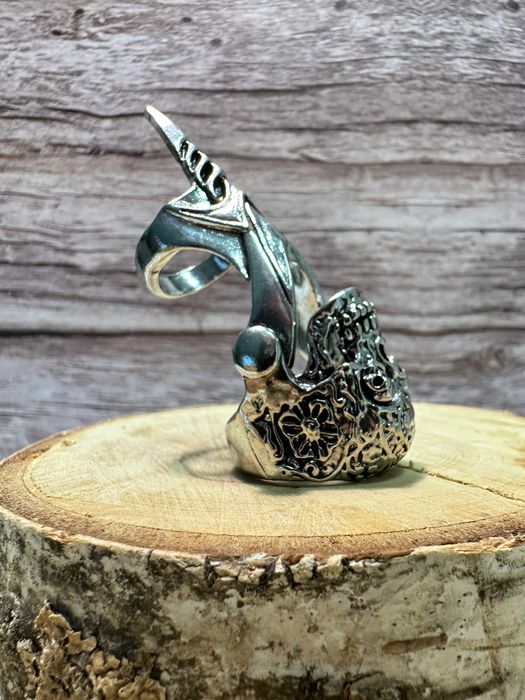 Pierścień z pazurem Czaszka Skull Punk Rock Czacha Death