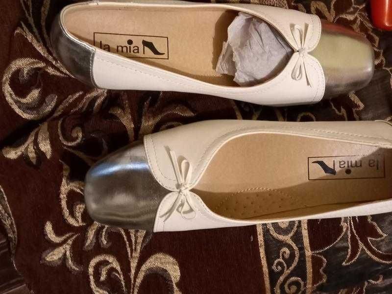 Новые красивые туфли размер 39 кожа